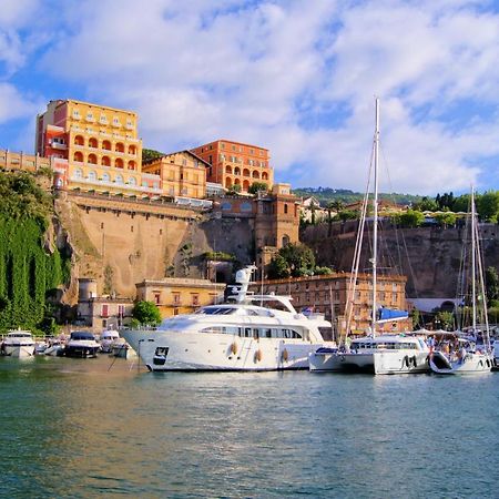 Tasso Apartments Sorrento Exterior photo