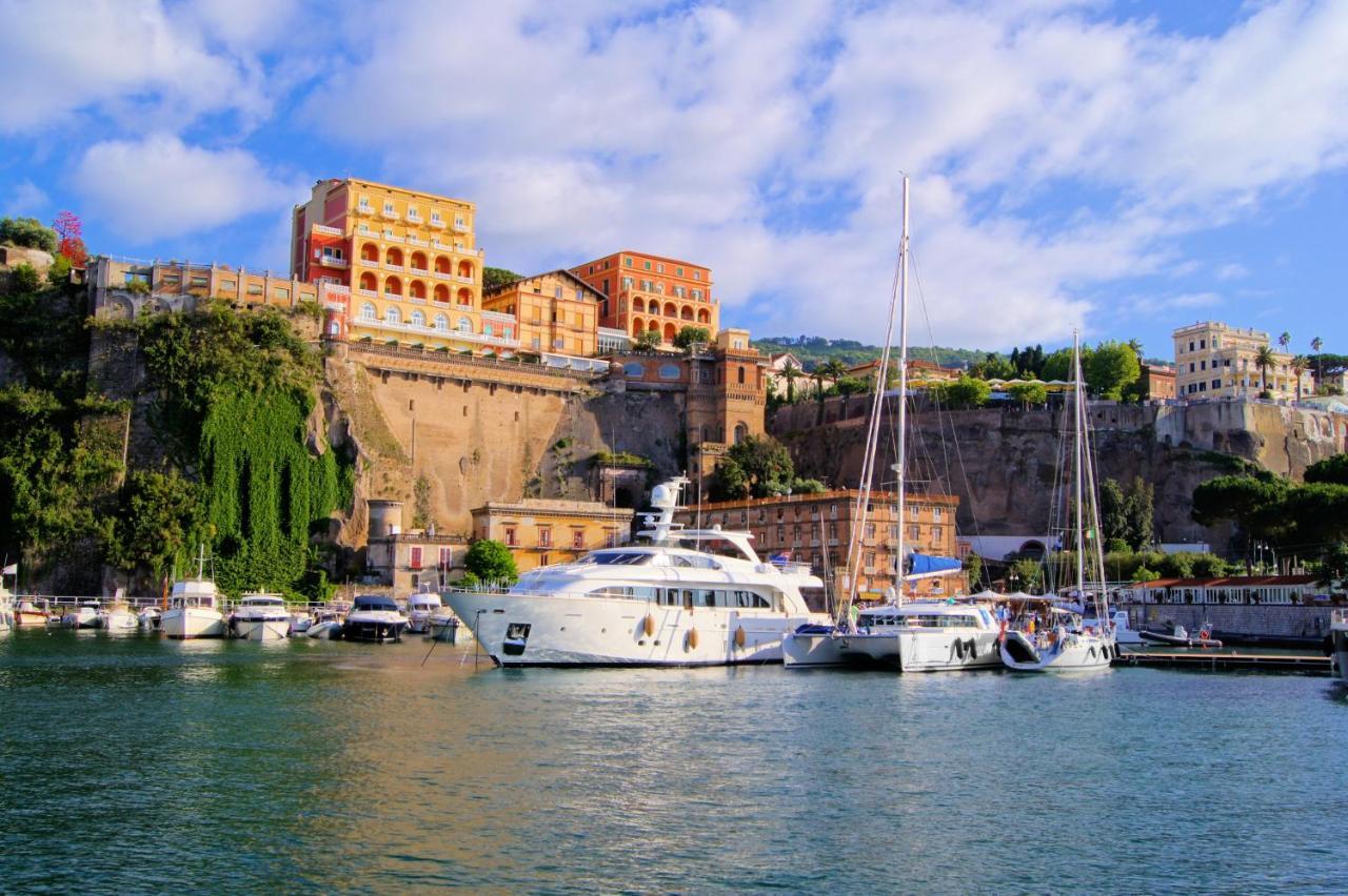 Tasso Apartments Sorrento Exterior photo